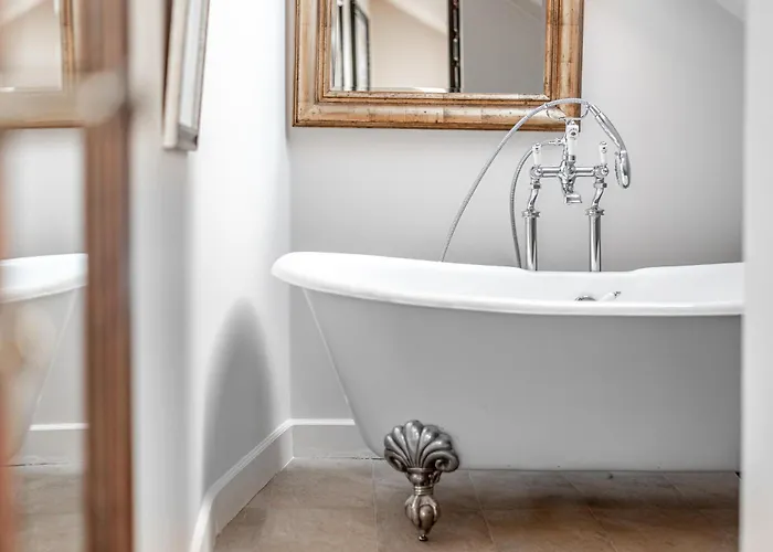 Luxury Gaono In Old Town *